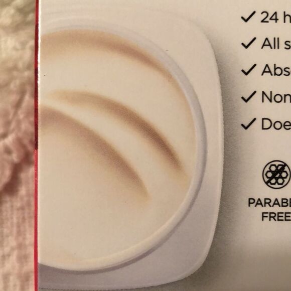 L’OREAL Revitalift Anti-Wrinkle + Firming Moisturizer - Picture 6 of 9